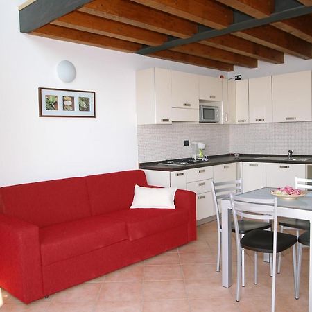 Residence Mirena - Rebomaholidays Tignale Exterior foto