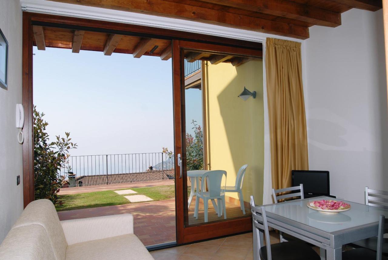 Residence Mirena - Rebomaholidays Tignale Exterior foto